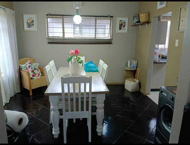 3 BEDROOM PROPERTY TO RENT IN HELIKONPARK